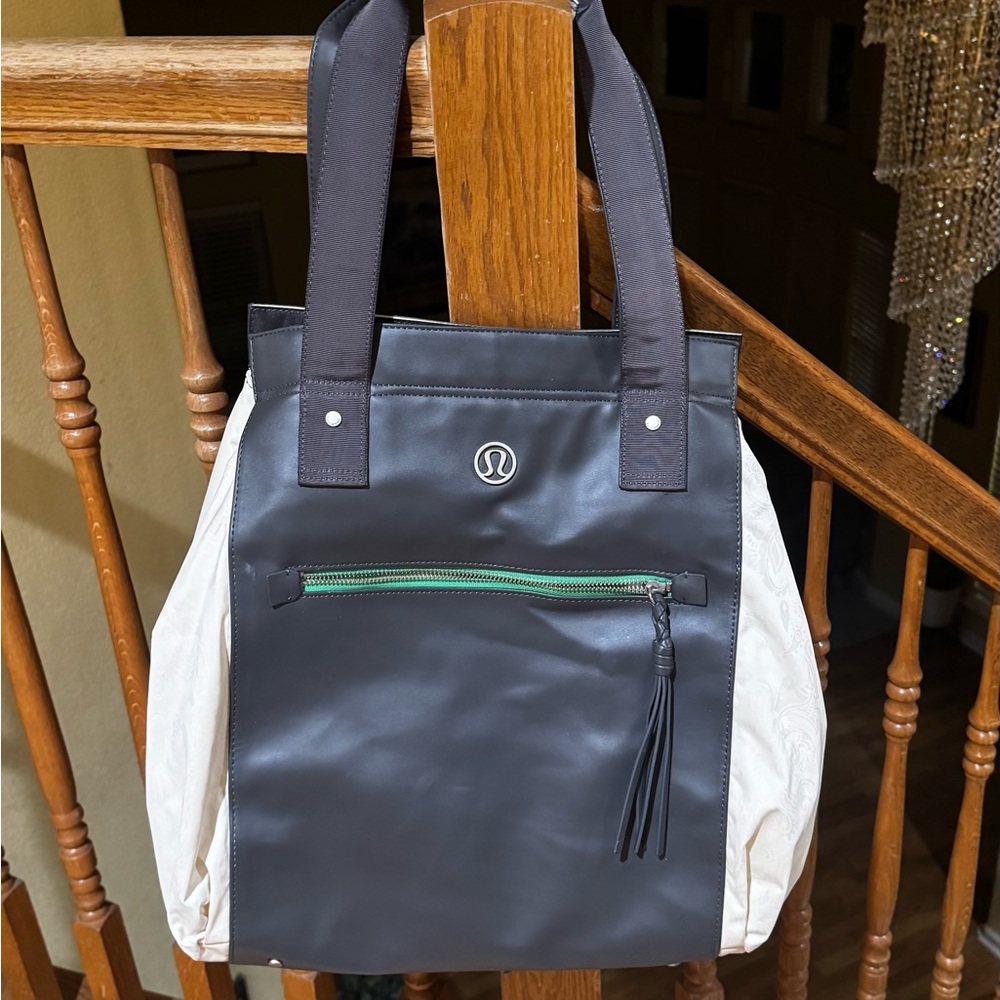 Lululemon athletica Brown and Cream Large Tote for Everyday Use
